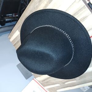 Elegant Black Women's Hat with Chain Detail